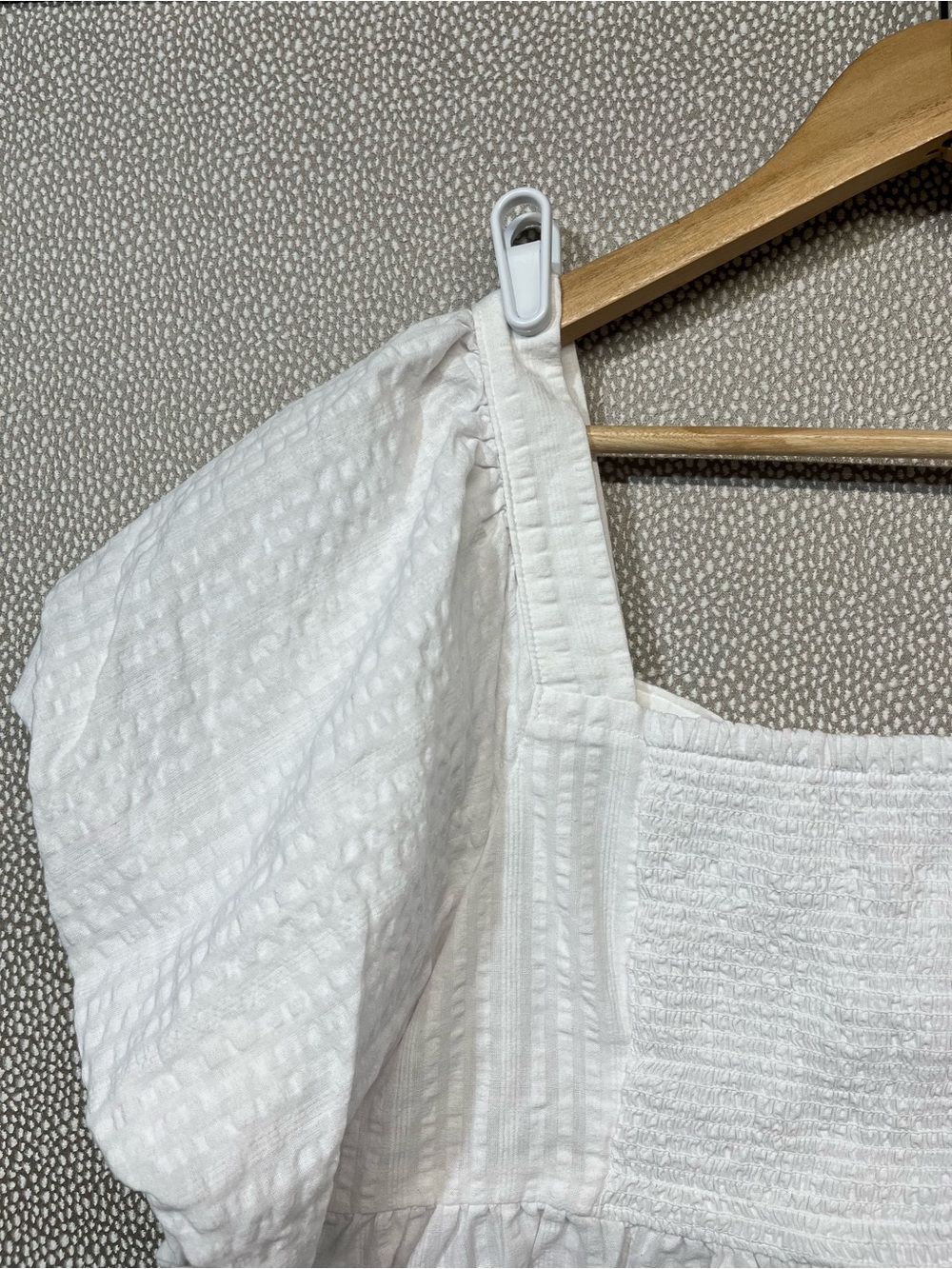 L Old Navy White Puff-Sleeve Square Neck Peplum Top - Picture 5 of 9